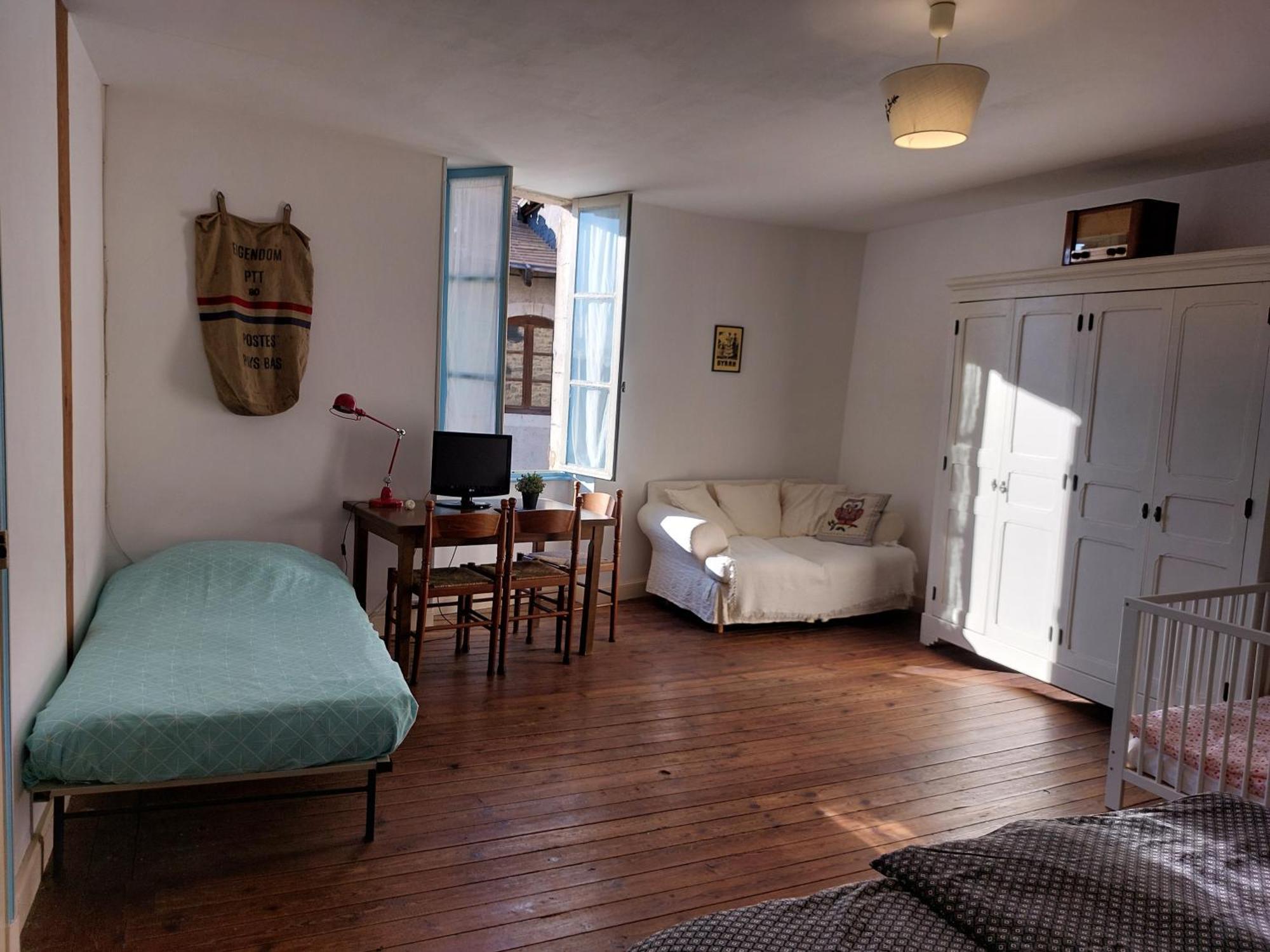 Villa La Poste Saulgond Extérieur photo